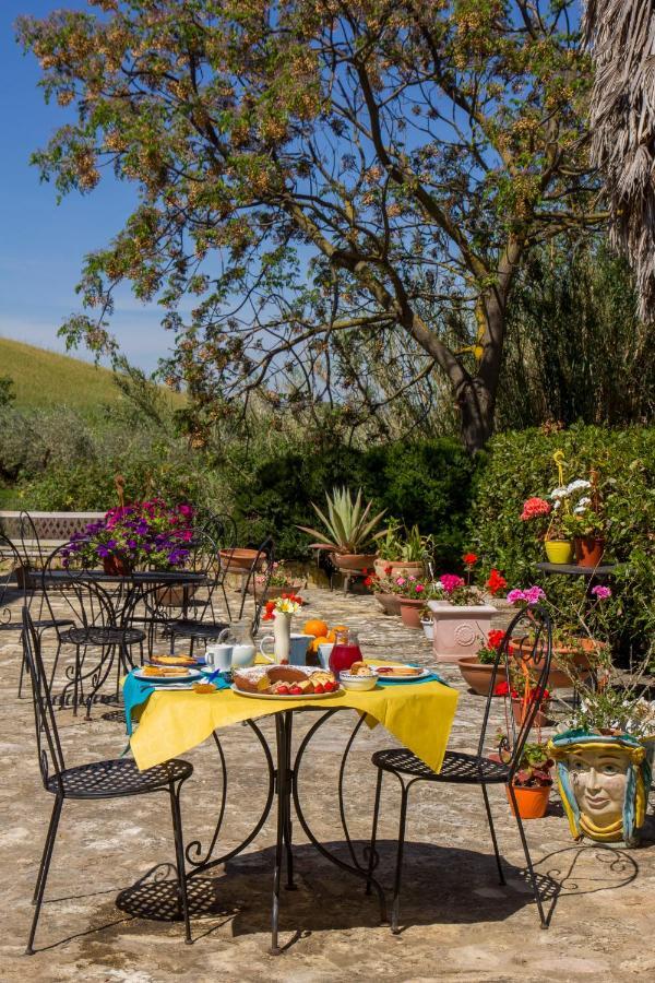 Agriturismo Tarantola Alcamo Exterior photo